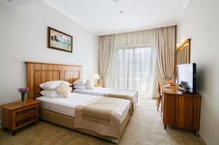 Гостиница Wellness SPA Отель Море Алушта Апартаменты с 2 спальнями и видом на море-4